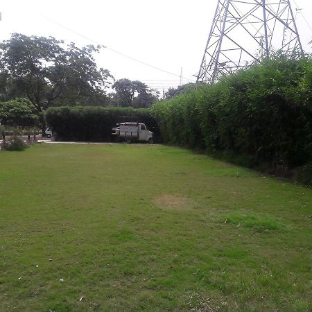 Hotel Naivedya Aurangabad  Luaran gambar